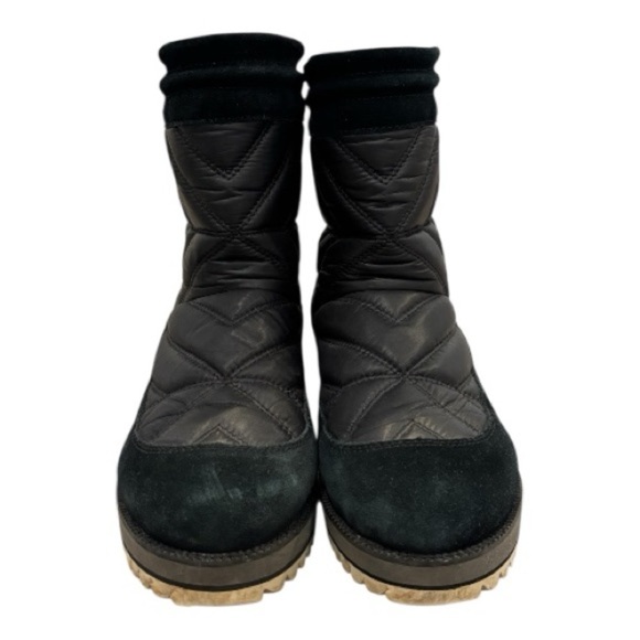 Ugg Beck Quilted Waterproof Boot Size 8 - Picture 3 of 10